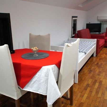 Apartments Nera Загреб Екстериор снимка