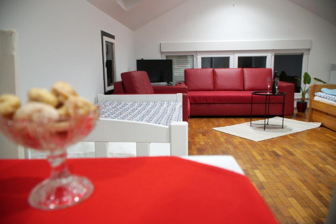 Apartments Nera Загреб Екстериор снимка